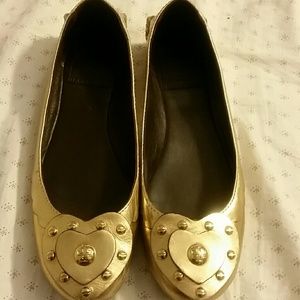 Tory Burch heart gold flats